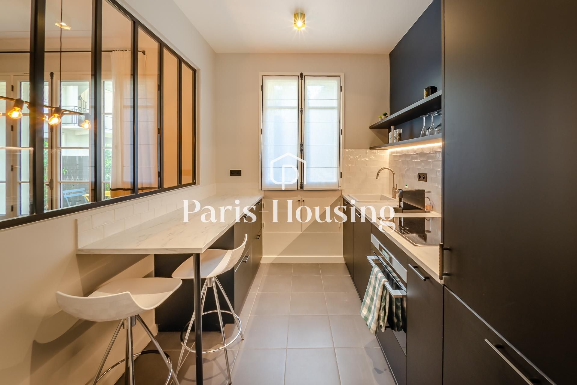 Apartment for rent furnished, Paris 16ème, 1 bedroom, 50.3m2 - Ref: 210388 - Paris-housing - Image 3