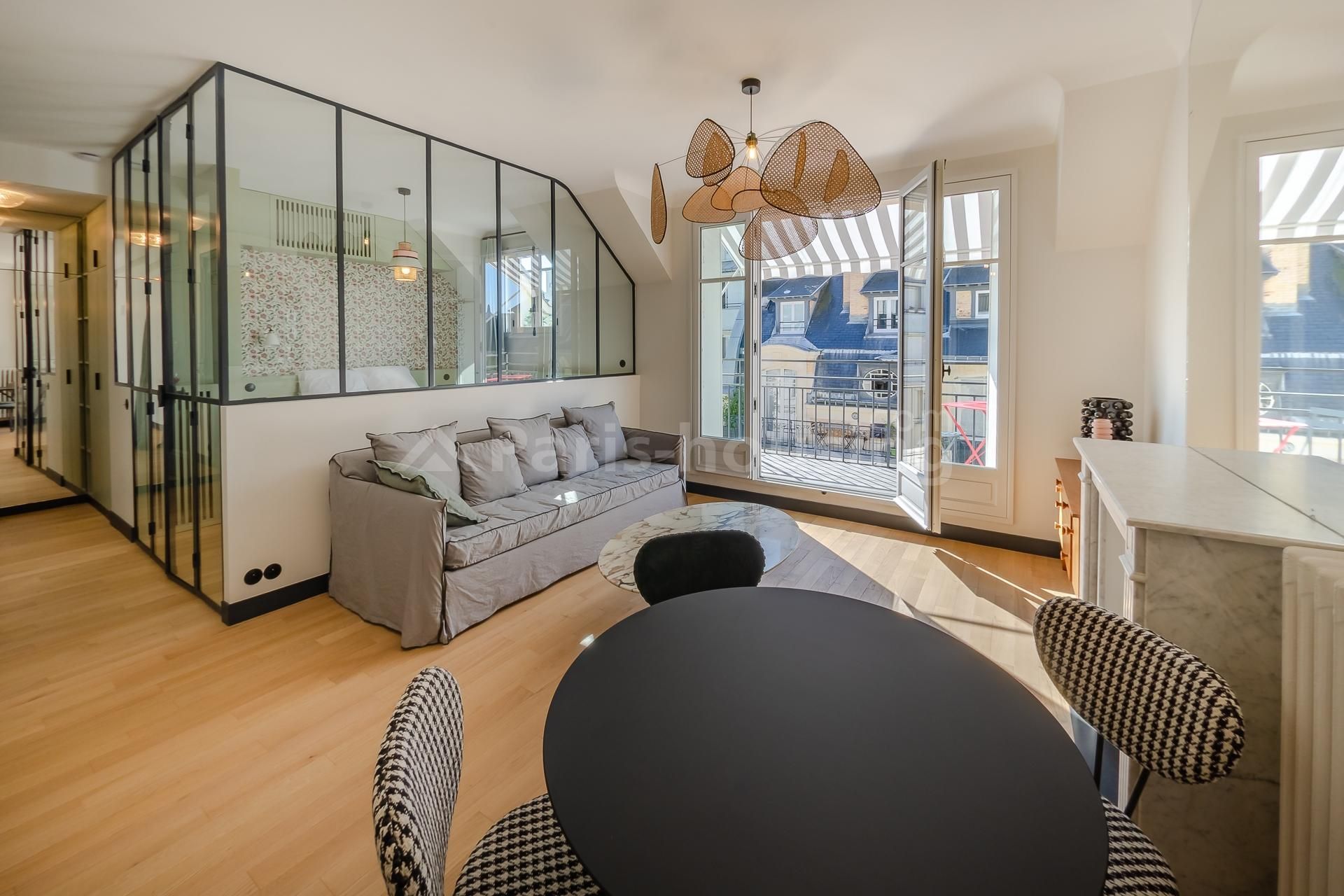 Location appartement meublé, Paris 16ème, 2 pièces, 40.23m2 - Ref: 210389 - Paris-housing - Image 1