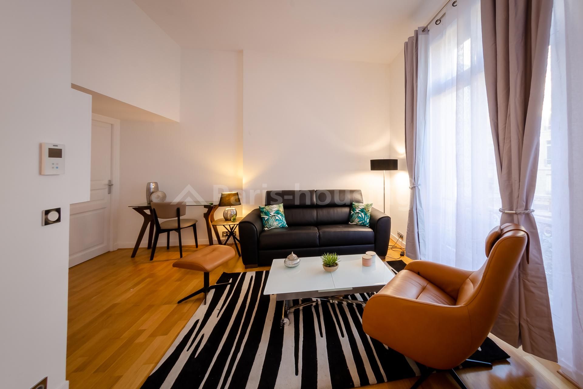 Location appartement meublé, Paris 8ème, 2 pièces, 56.41m2 - Ref: 210395 - Paris-housing - Image 1