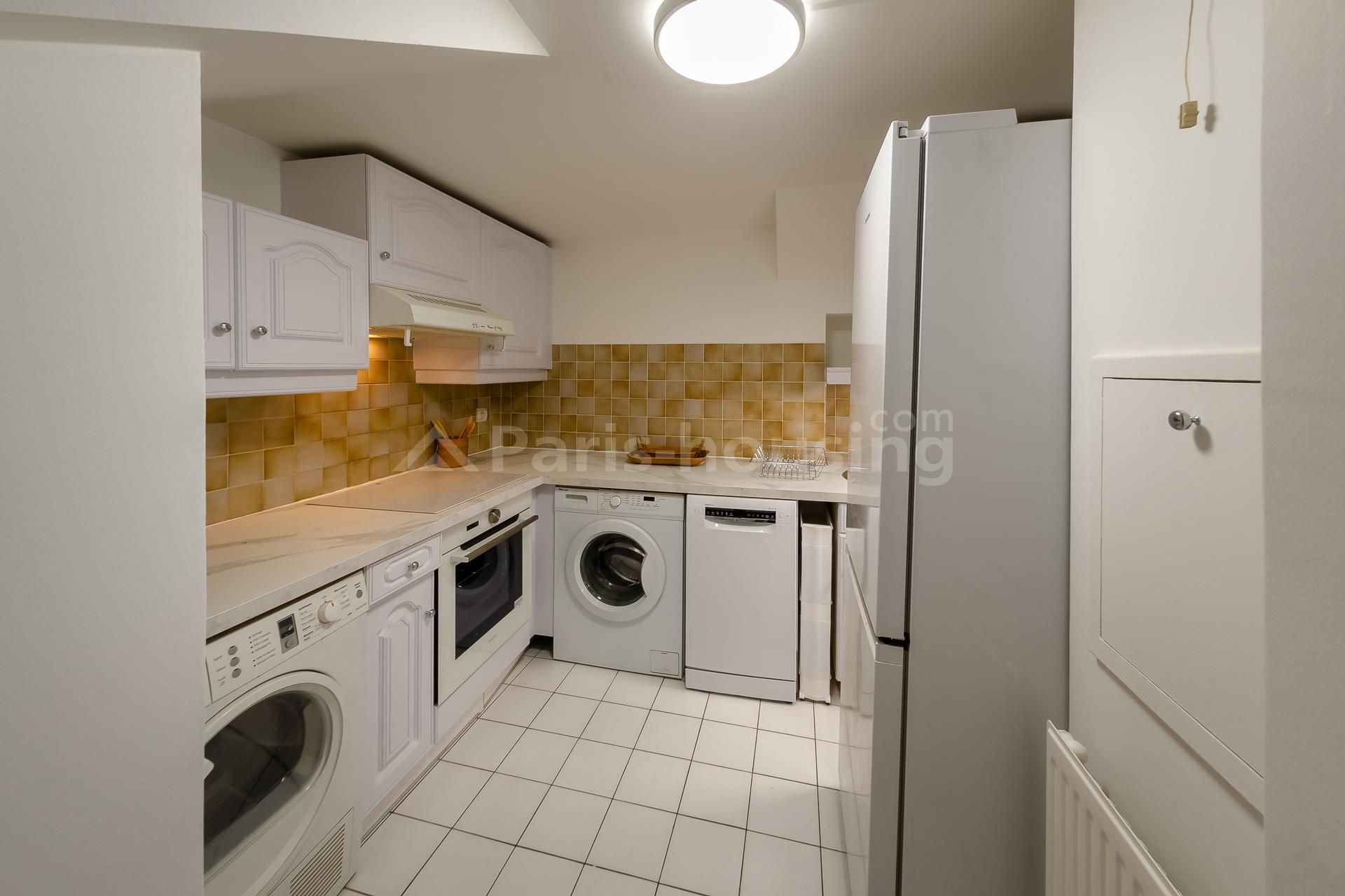 Location appartement meublé, Paris 8ème, 2 pièces, 56.41m2 - Ref: 210395 - Paris-housing - Image 4