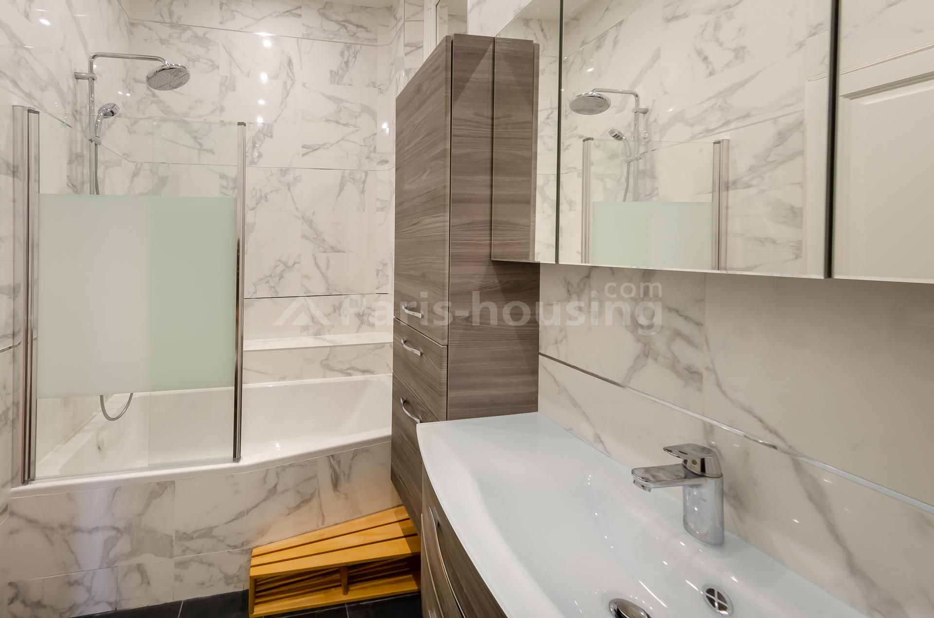 Location appartement meublé, Paris 8ème, 2 pièces, 56.41m2 - Ref: 210395 - Paris-housing - Image 6