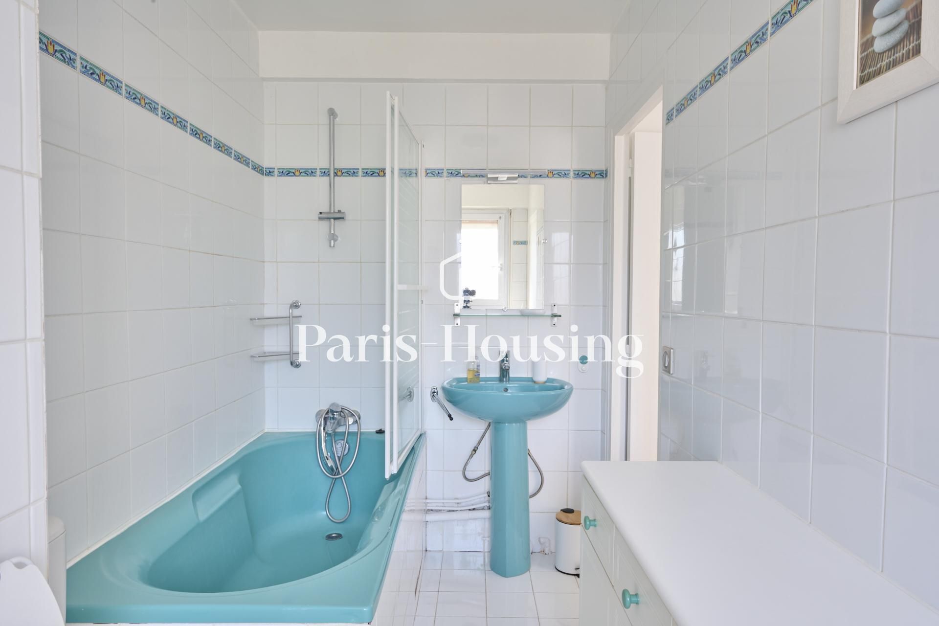 Location appartement meublé, Paris 15ème, 4 pièces, 78.4m2 - Ref: 220405 - Paris-housing - Image 12