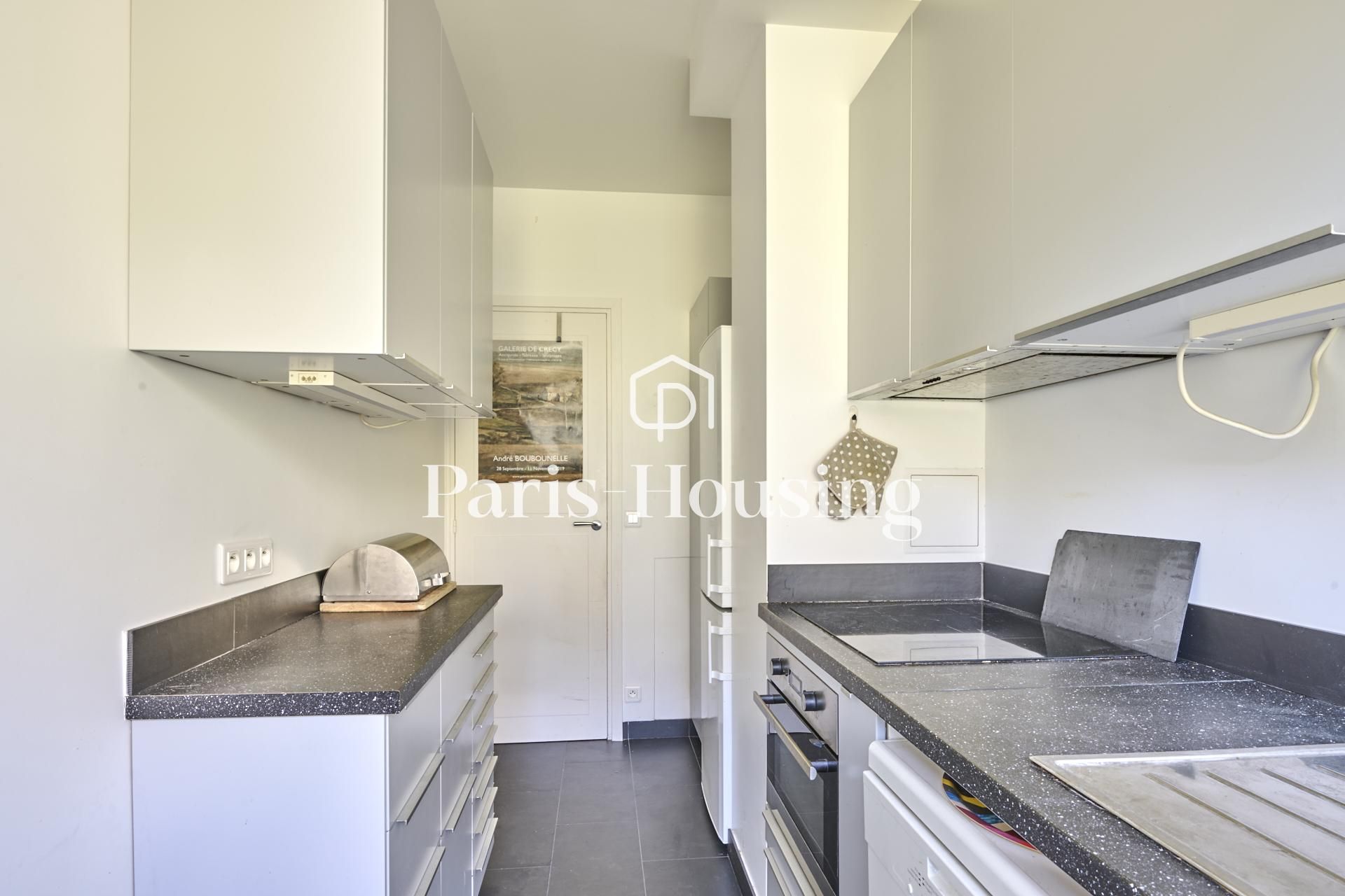 Location appartement meublé, Paris 7ème, 2 pièces, 60.65m2 - Ref: 220419 - Paris-housing - Image 6