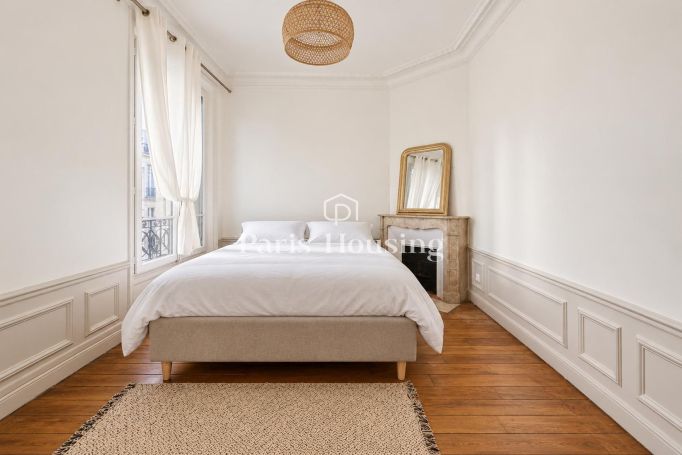 Type: Apartment for rent status: furnished, Paris 18ème, 2 bedrooms, 89.72 m² living area