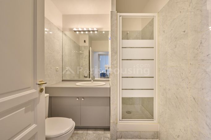 Rue Mesnil - Paris 16ème Passy - Porte Dauphine