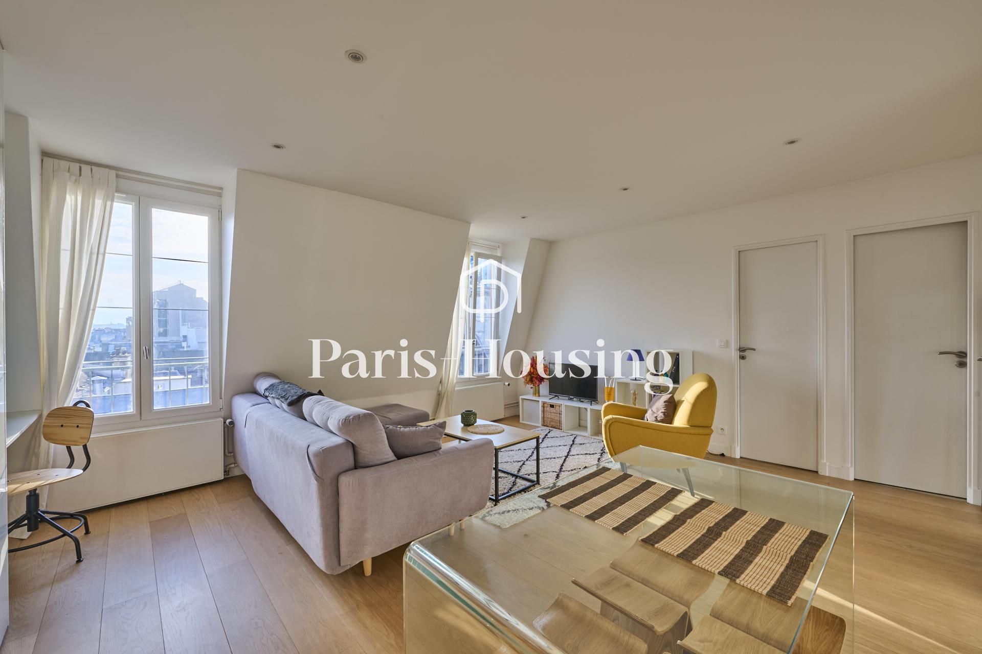 Location appartement meublé, Paris 4ème, 2 pièces, 39.06m2 - Ref: 220429 - Paris-housing - Image 2