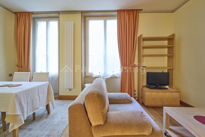 Rue Dauphine - Paris 6ème Luxembourg - Monnaie - Saint Michel