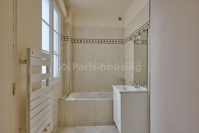 Rue Paul Valéry - Paris 16ème Passy - Chaillot