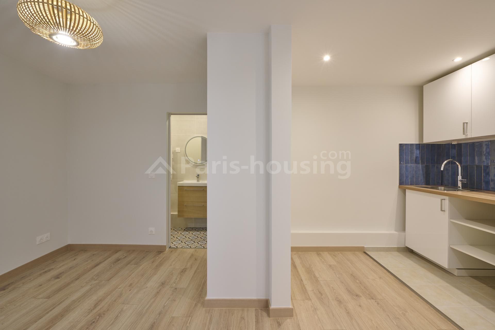 Location studio vide, Paris 7ème, 1 pièce, 20.43m2 - Ref: 230433 - Paris-housing - Image 3