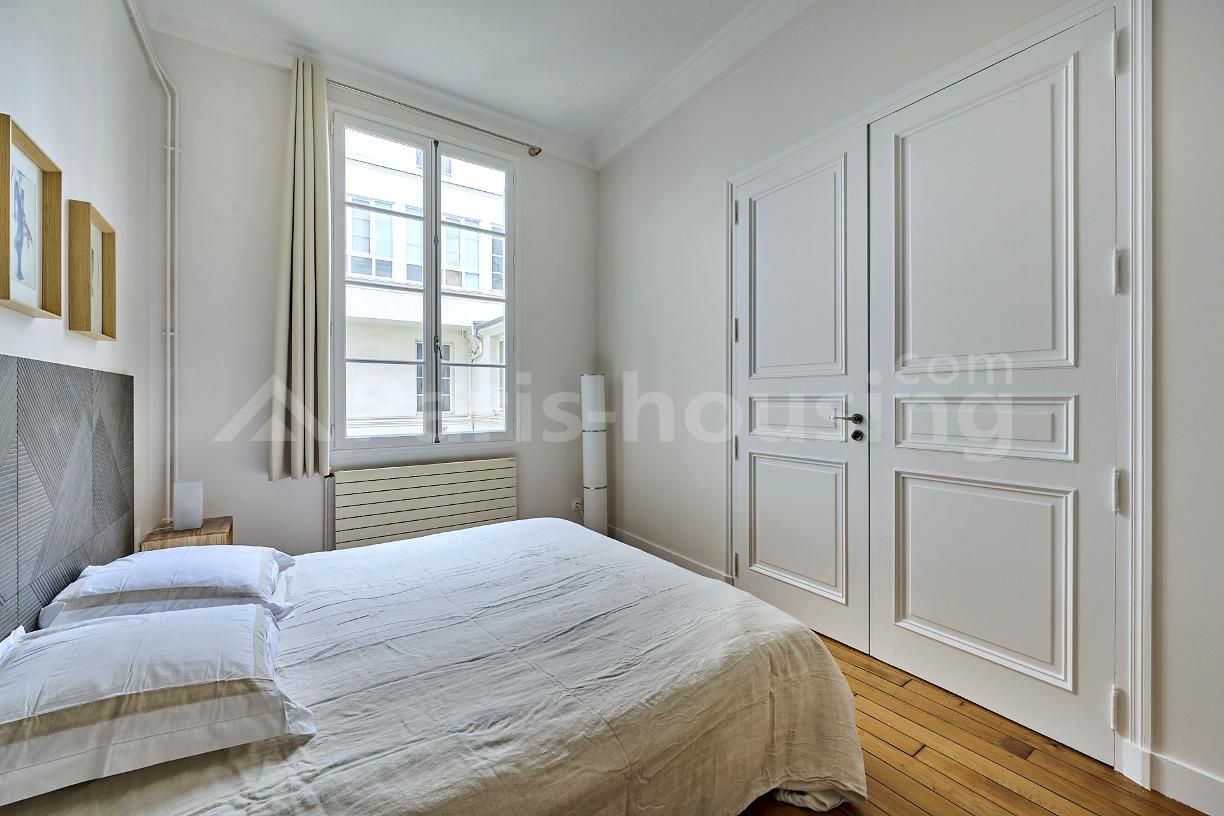 Location appartement meublé, Paris 6ème, 3 pièces, 72.5m2 - Ref: 230438 - Paris-housing - Image 7