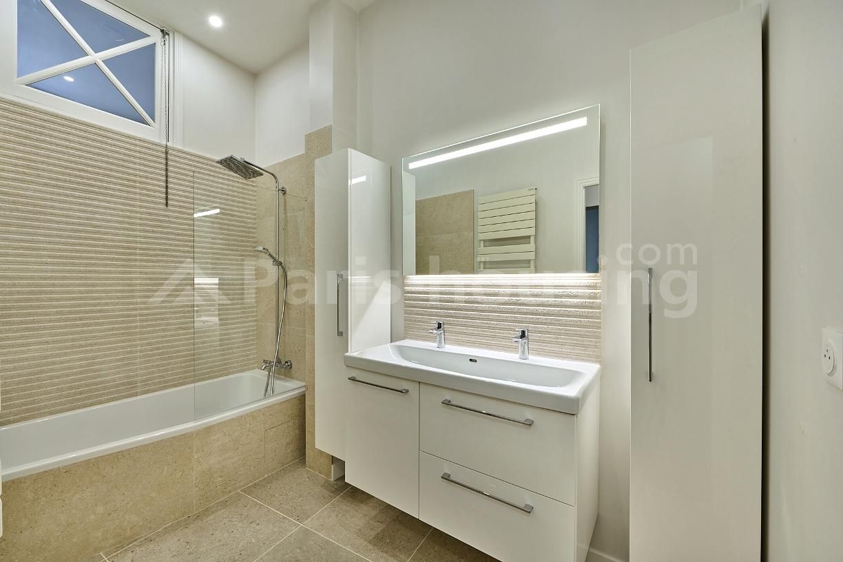 Location appartement meublé, Paris 6ème, 3 pièces, 72.5m2 - Ref: 230438 - Paris-housing - Image 10