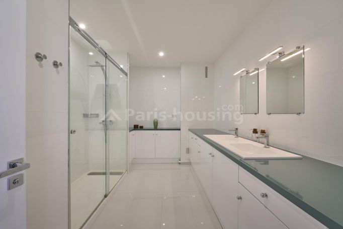 Rue de Ponthieu - Paris 8ème Élysée - Saint - Philippe - du - Roule