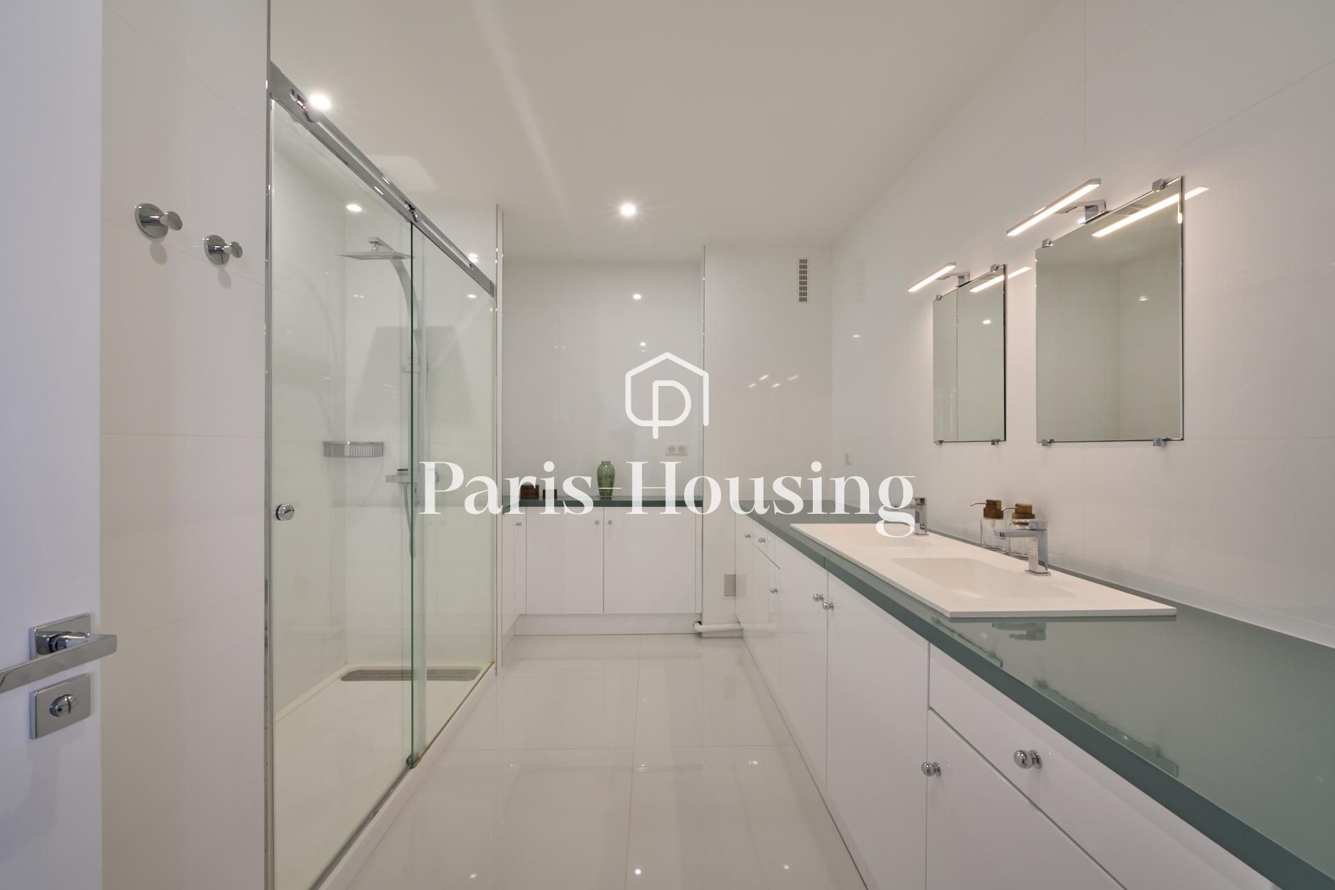 Location appartement meublé, Paris 8ème, 3 pièces, 74.84m2 - Ref: 230440 - Paris-housing - Image 8