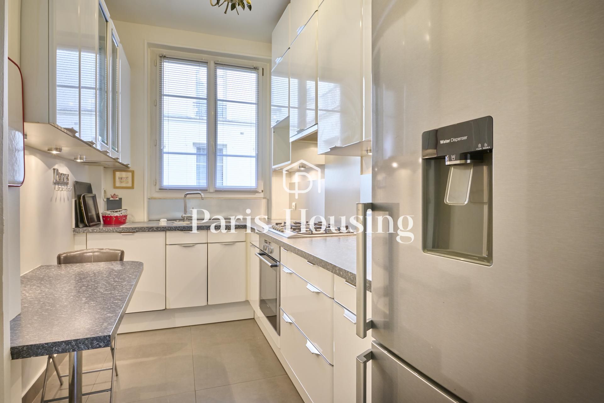 Location appartement meublé, Paris 7ème, 4 pièces, 81.32m2 - Ref: 230446 - Paris-housing - Image 9