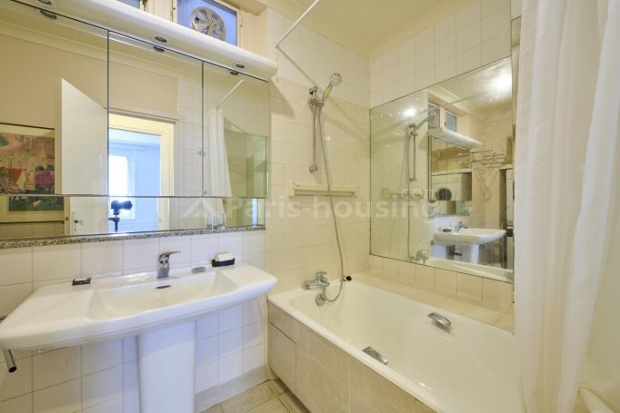 Rue du Général Foy - Paris 8ème Élysée - Europe