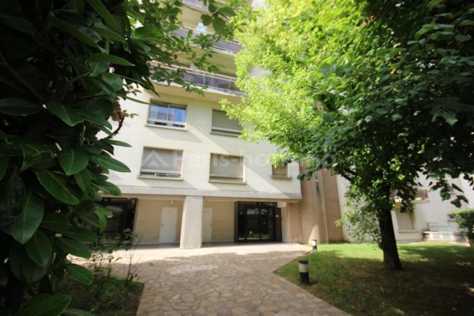 Rue Estienne d'Orves - Montrouge - Vieux Montrouge