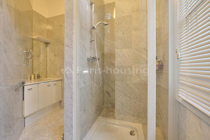 Avenue Raymond Poincaré - Paris 16ème Passy - Chaillot