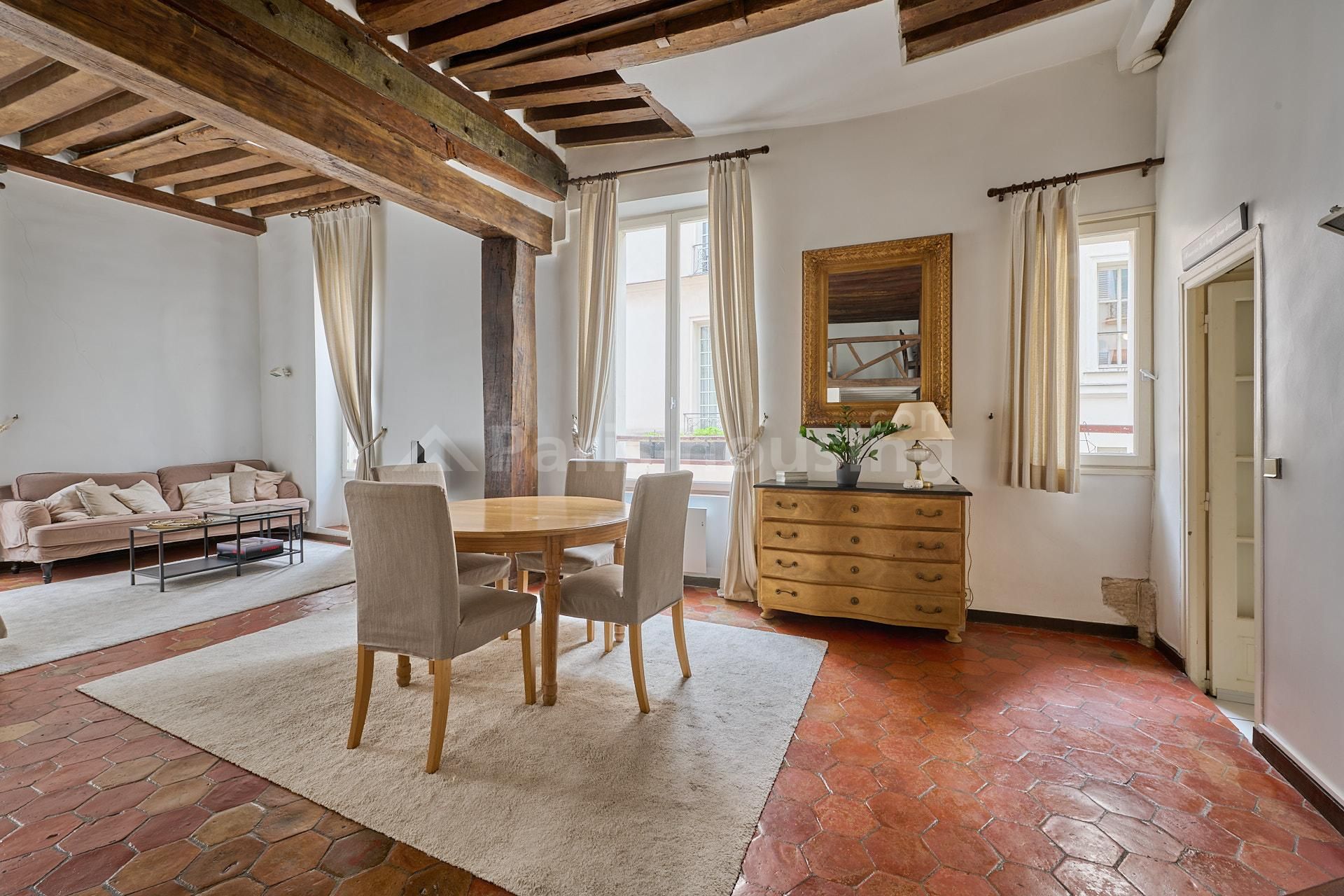 Location appartement meublé, Paris 3ème, 2 pièces, 54.31m2 - Ref: 230463 - Paris-housing - Image 1