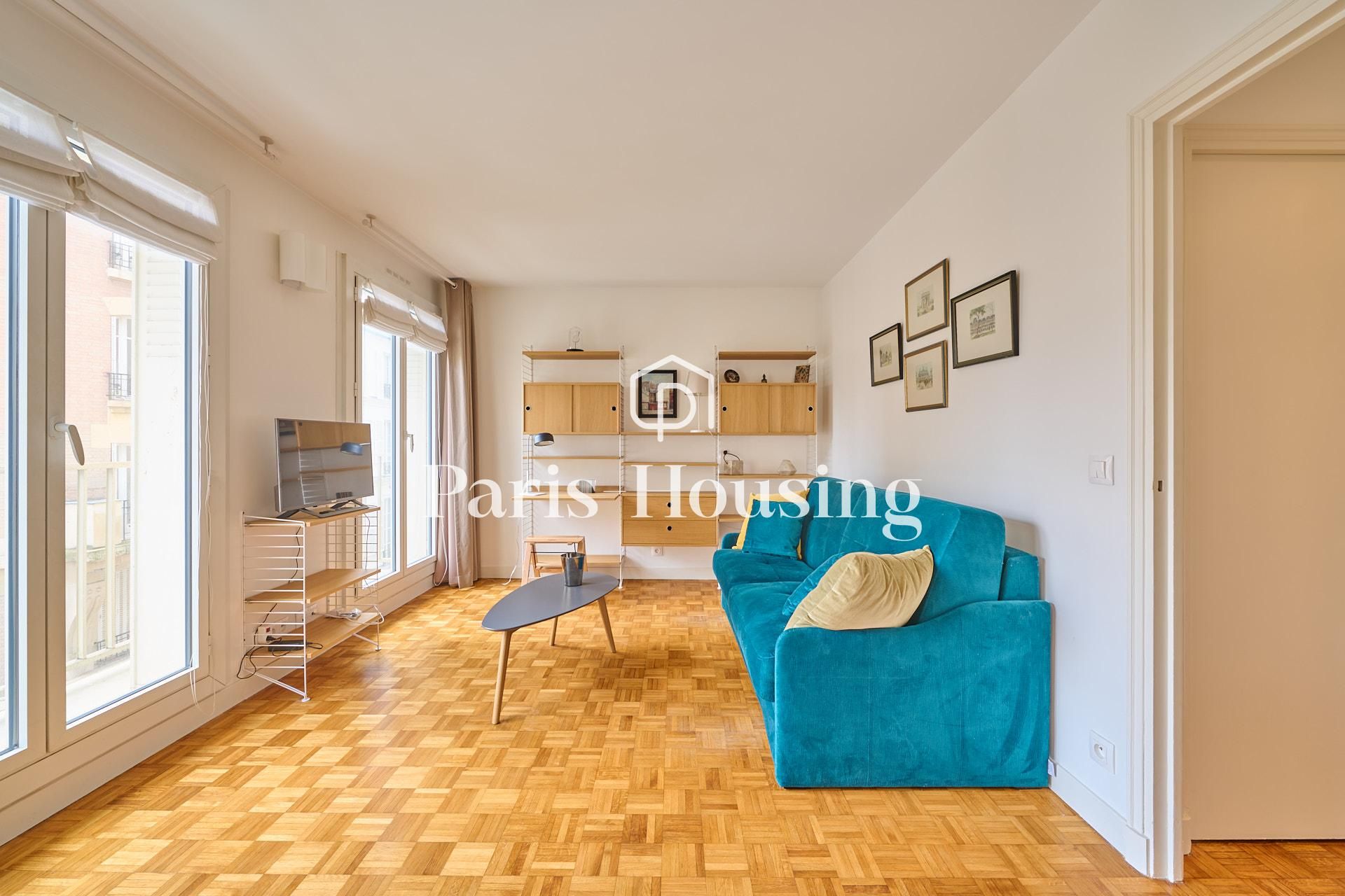 Location studio meublé, Paris 7ème, 1 pièce, 26.63m2 - Ref: 240473 - Paris-housing - Image 2