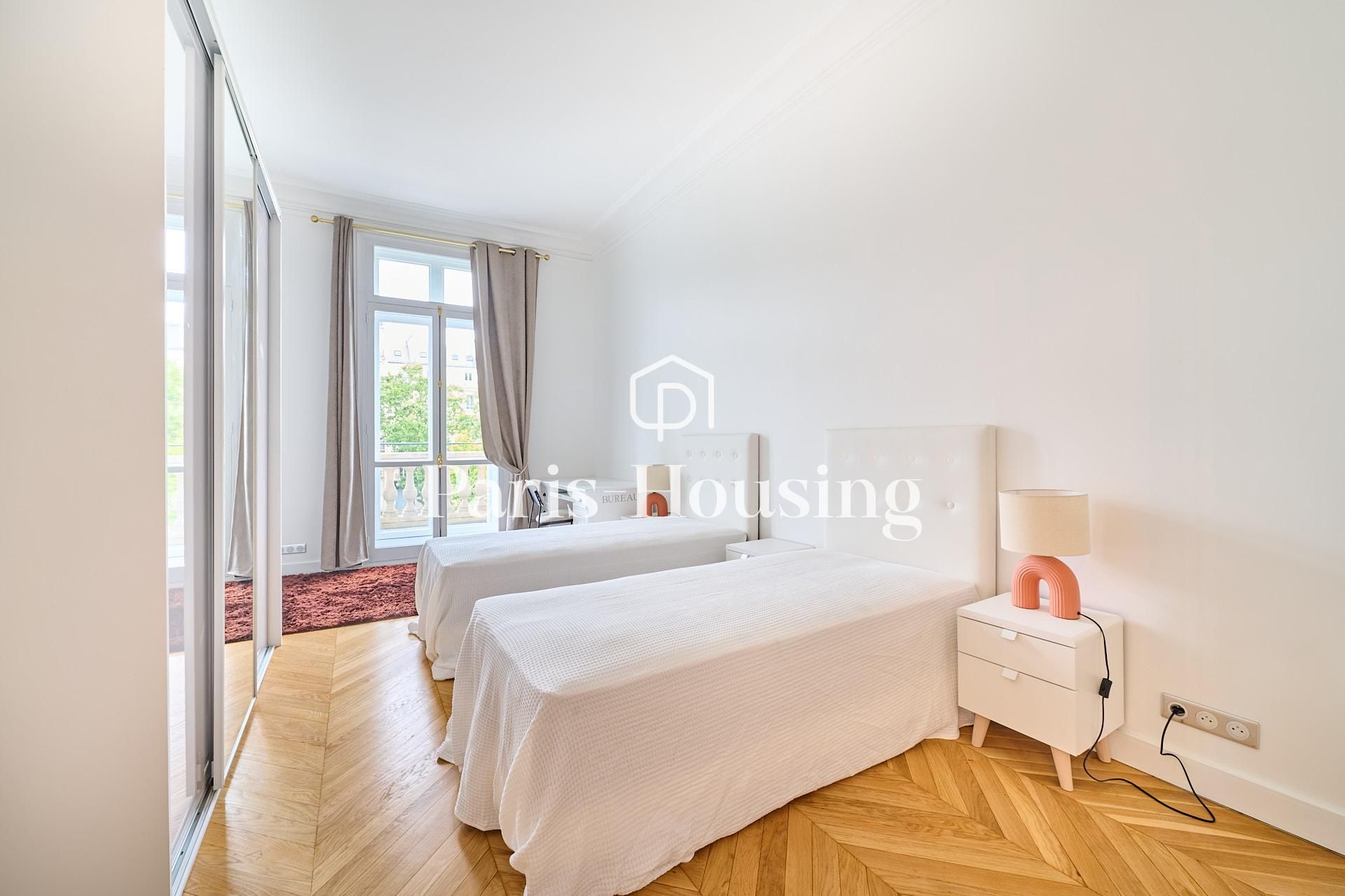 Apartment for rent furnished, Paris 17ème, 2 bedrooms, 106.4m2 - Ref: 240474 - Paris-housing - Image 16