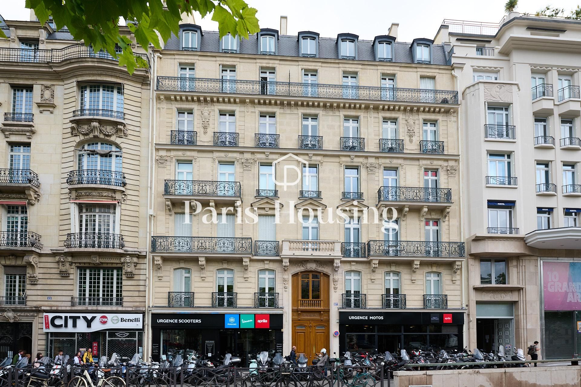 Apartment for rent furnished, Paris 17ème, 2 bedrooms, 106.4m2 - Ref: 240474 - Paris-housing - Image 22