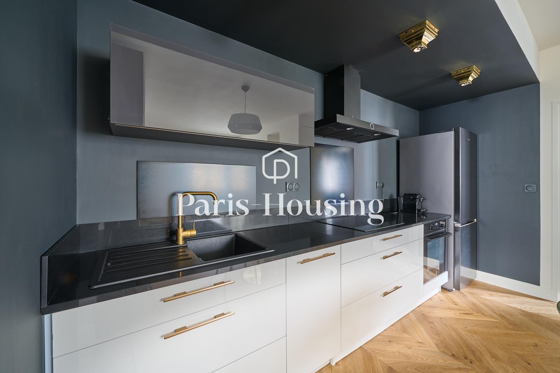 Location appartement meublé, Paris 7ème, 3 pièces, 55.9m2 - Ref: 240478 - Paris-housing - Image 5