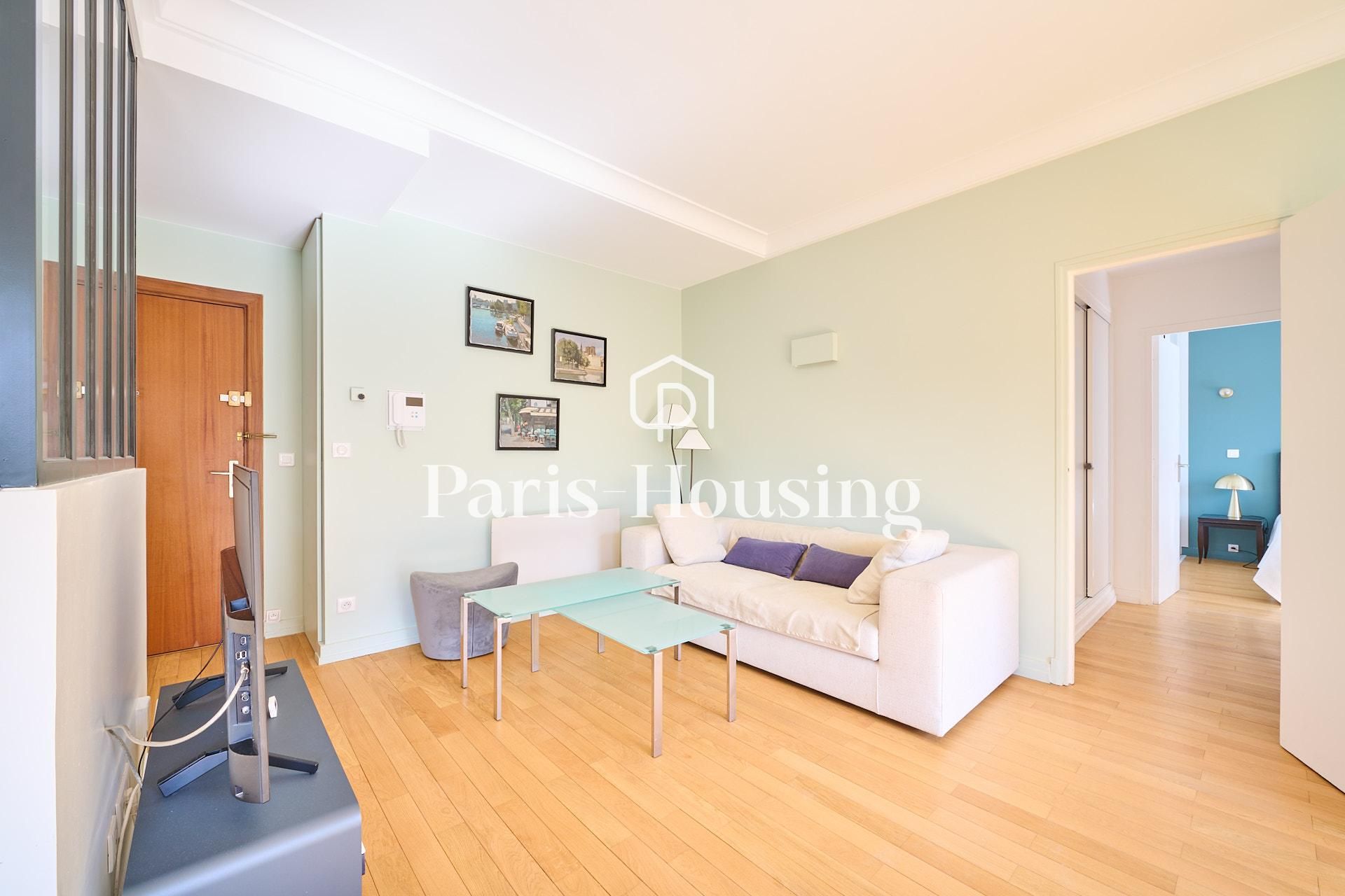 Location appartement meublé, Paris 16ème, 2 pièces, 46.15m2 - Ref: 240479 - Paris-housing - Image 2