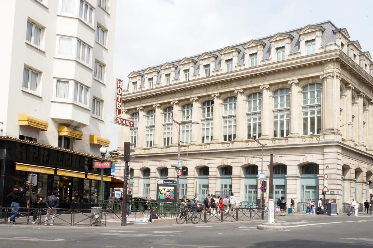 Location appartement meublé, Paris 10ème, 2 pièces, 40.7m2 - Ref: 240487 - Paris-housing - Image 10