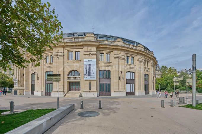 Rue Sauval - Paris 1er Louvre - Châtelet - Les Halles