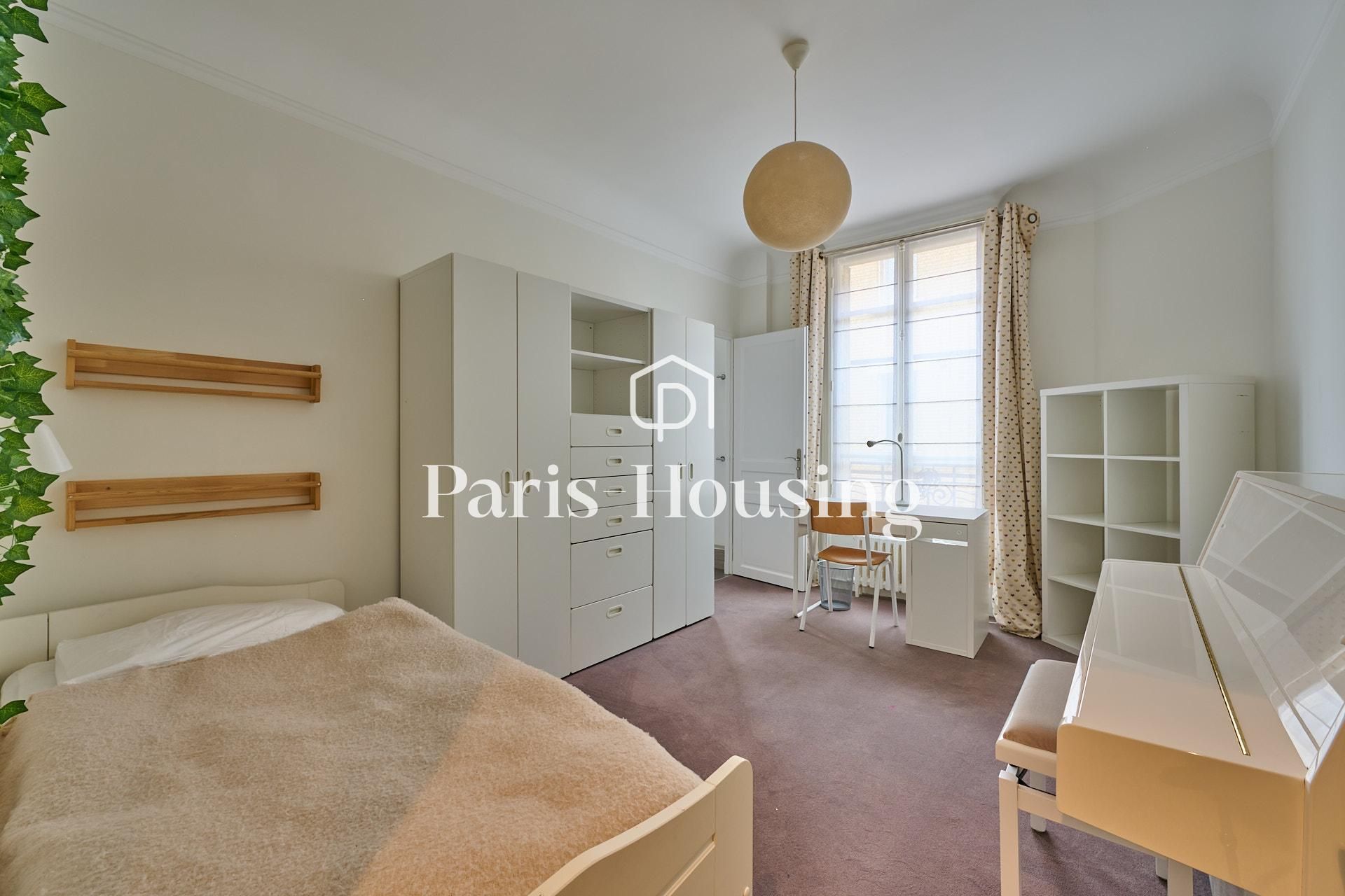 Apartment for rent furnished, Paris 17ème, 4 bedrooms, 142.03m2 - Ref: 240494 - Paris-housing - Image 13
