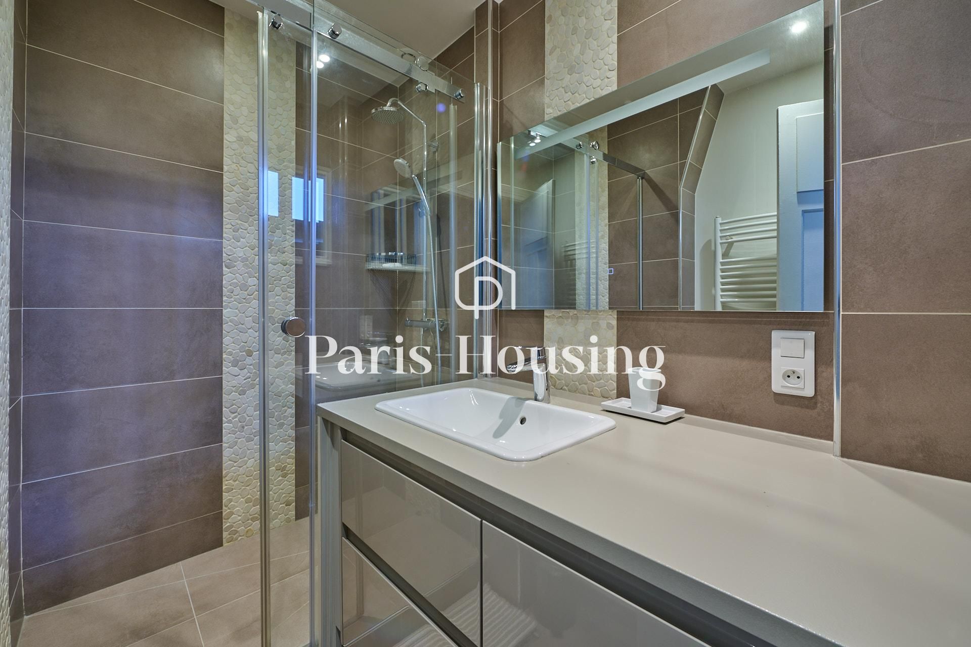 Apartment for rent furnished, Paris 17ème, 4 bedrooms, 142.03m2 - Ref: 240494 - Paris-housing - Image 9