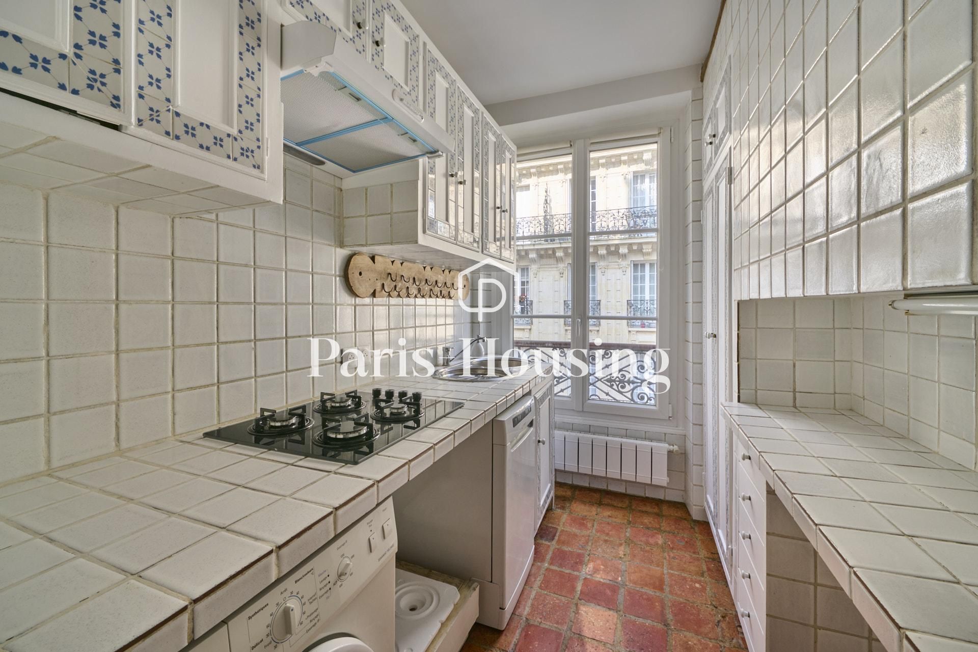 Apartment for rent unfurnished, Paris 17ème, 2 bedrooms, 69.36m2 - Ref: 250502 - Paris-housing - Image 4
