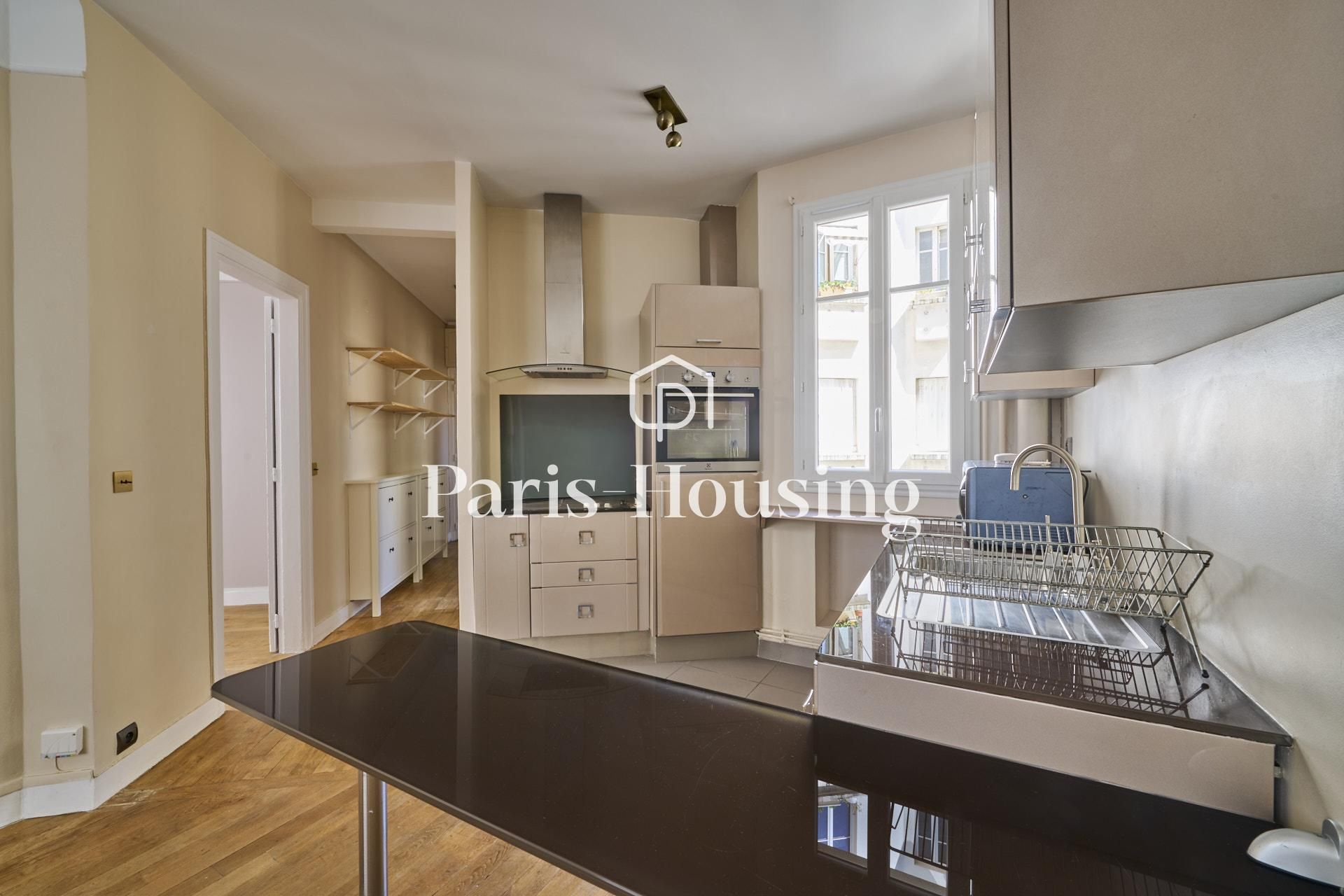 Location appartement vide, Paris 18ème, 2 pièces, 42.69m2 - Ref: 250503 - Paris-housing - Image 4