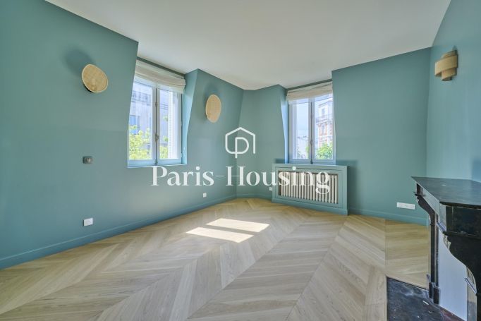 Type: Apartment for rent status: furnished, Levallois-Perret, 4 bedrooms, 143.11 m² living area