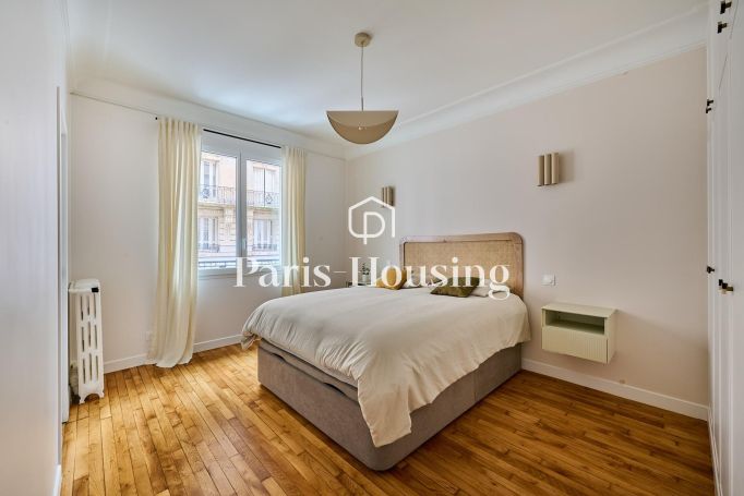 Type: Apartment for rent status: furnished, Paris 15ème, 1 bedroom, 46.77 m² living area