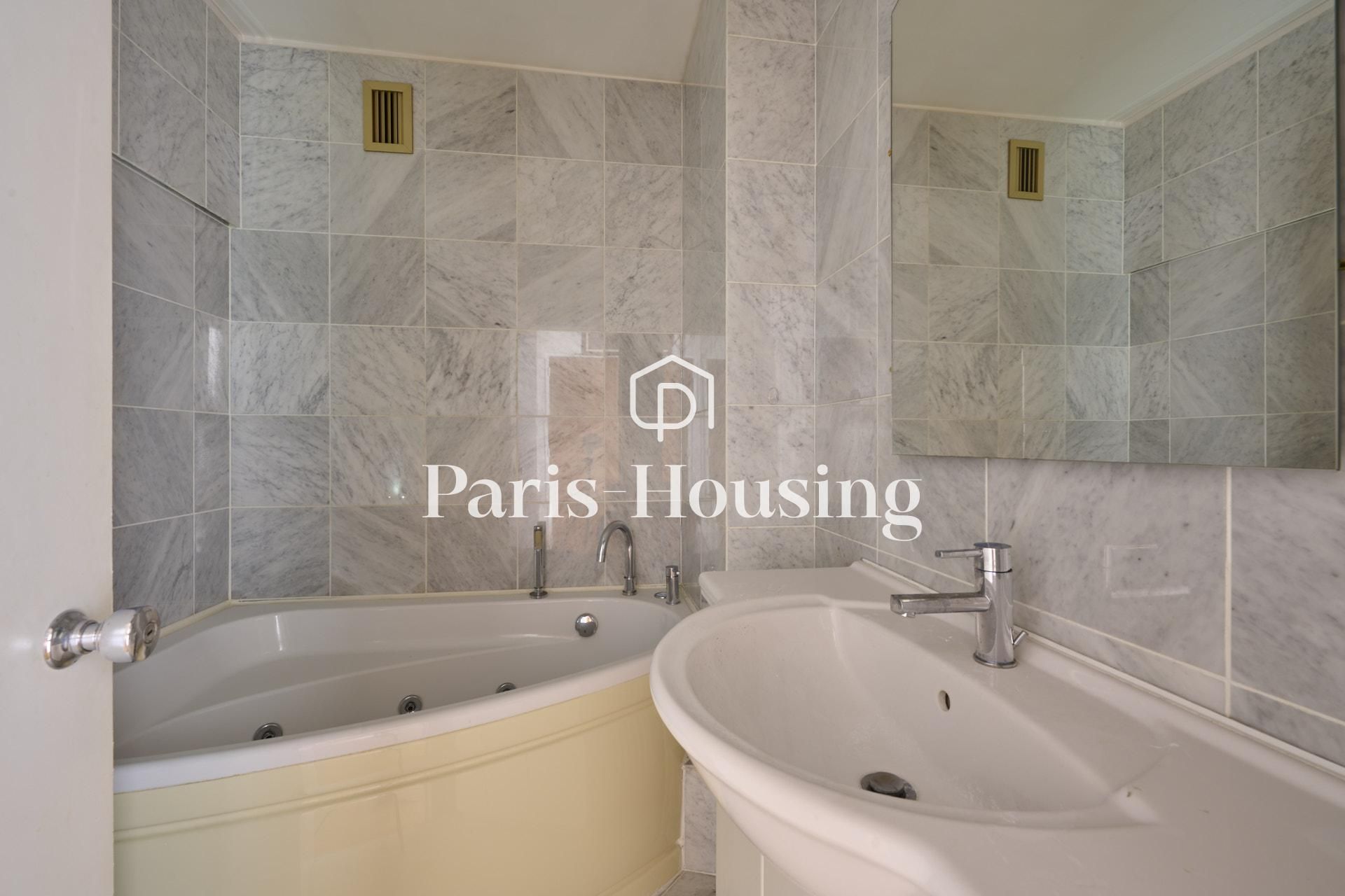 Studio for rent furnished, Paris 8ème, 1 room, 31.04m2 - Ref: 250517 - Paris-housing - Image 7