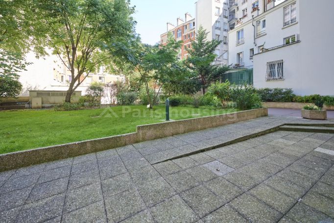 Rue du Poteau - Paris 18ème Butte-Montmartre - Clignancourt - Jules Joffrin