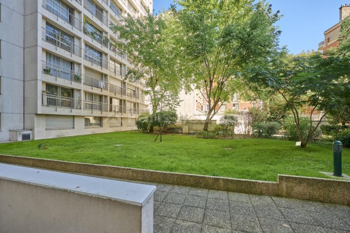 Rue du Poteau - Paris 18ème Butte-Montmartre - Clignancourt - Jules Joffrin