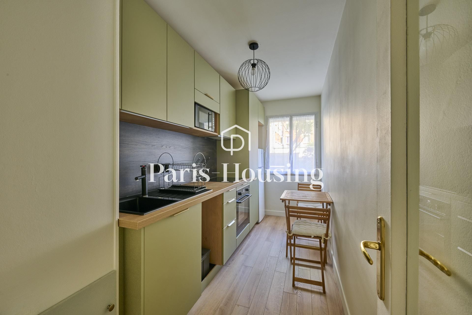 Location studio meublé, Paris 18ème, 1 pièce, 29.45m2 - Ref: 250521 - Paris-housing - Image 4