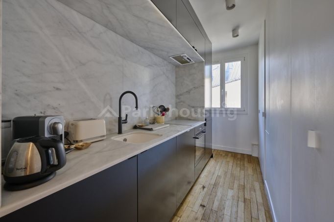 Rue de Clignancourt - Paris 18ème Butte-Montmartre -