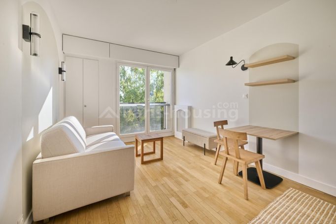 Rue du Mont Valérien - Saint-Cloud - Val d'Or