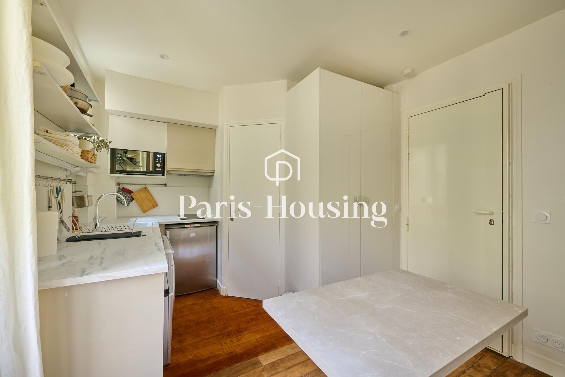 Location studio meublé, Paris 6ème, 1 pièce, 14.11m2 - Ref: 260542 - Paris-housing - Image 3