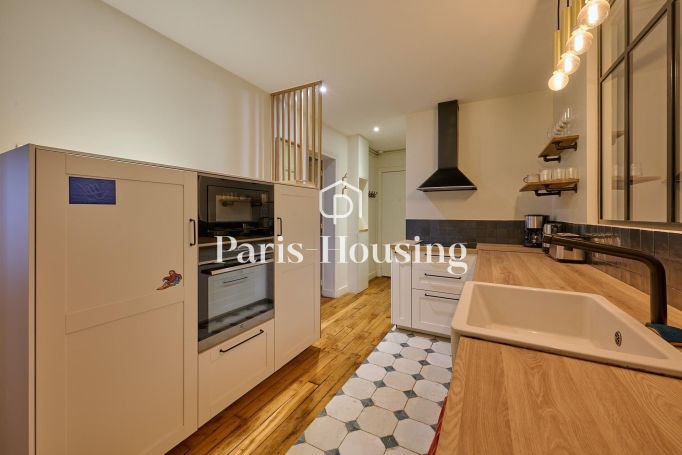Type: Apartment for rent status: furnished, Paris 18ème, 2 bedrooms, 53.25 m² living area