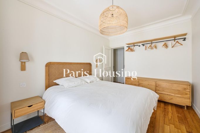 Type: Apartment for rent status: furnished, Paris 18ème, 2 bedrooms, 53.25 m² living area