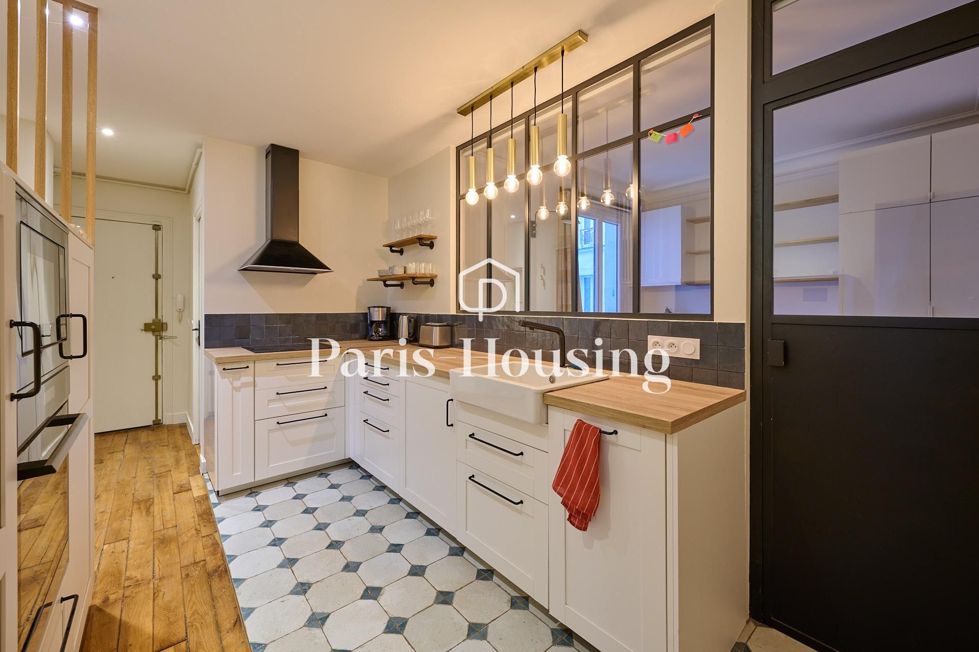 Location appartement meublé, Paris 18ème, 3 pièces, 53.25m2 - Ref: 260544 - Paris-housing - Image 5