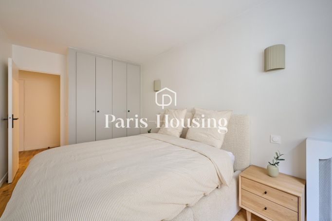 Type: Apartment for rent status: furnished, Paris 15ème, 1 bedroom, 47.3 m² living area