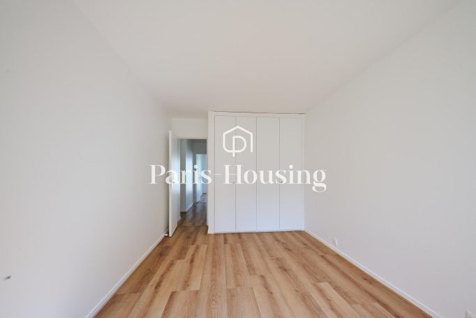 Type: Apartment for rent status: unfurnished, Boulogne-Billancourt, 2 bedrooms, 75.8 m² living area