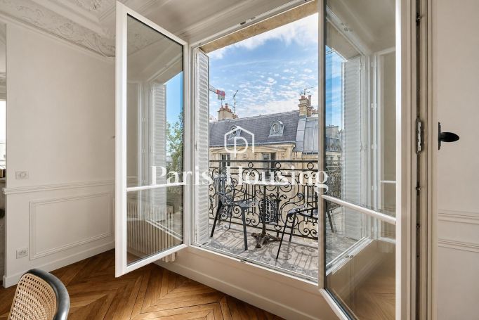 Location type&nbsp;: appartement statut&nbsp;: meublé, Paris 9ème, 4 pièces, 88.81 m² surf. habitable