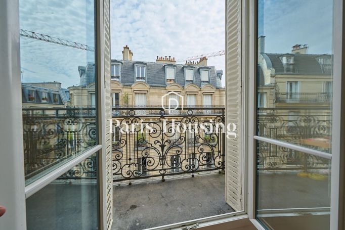 Type: Apartment for rent status: furnished, Paris 9ème, 2 bedrooms, 88.81 m² living area