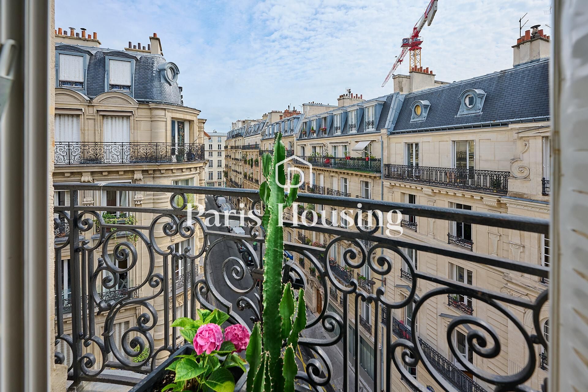 Location appartement meublé, Paris 9ème, 4 pièces, 88.81m2 - Ref: 260558 - Paris-housing - Image 12